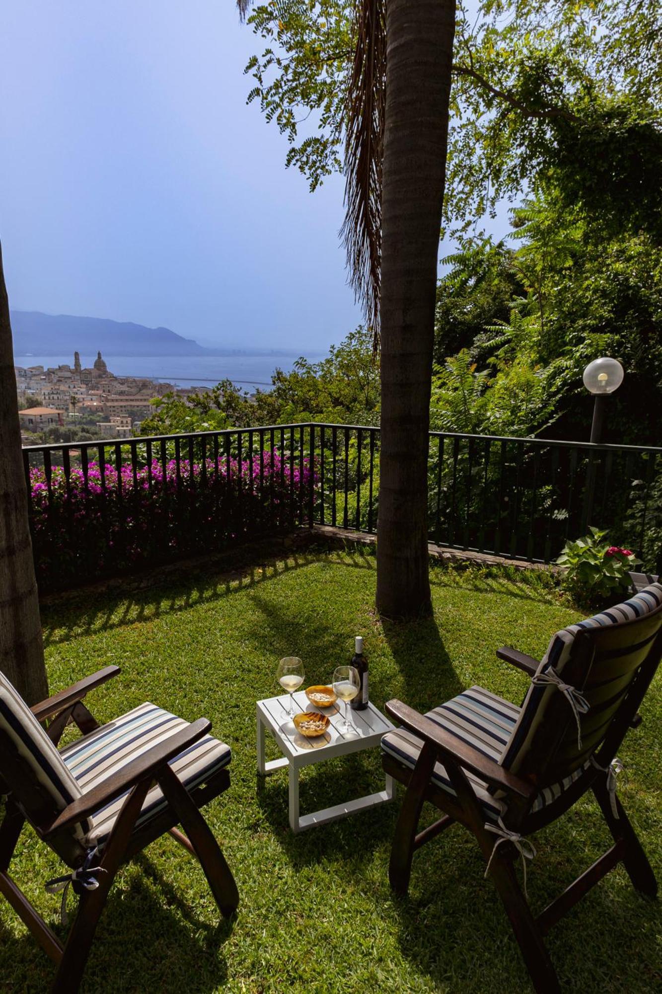 Villa Lilia Vietri Buitenkant foto